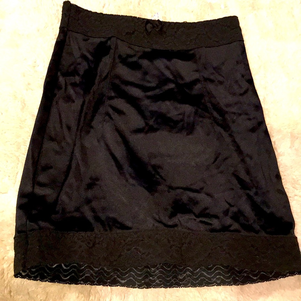 Warner’s USA In Control black slimming satin body shaper shapewear skirt brief